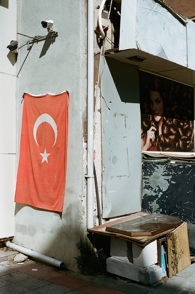 INA NIEHOFF - Istanbul