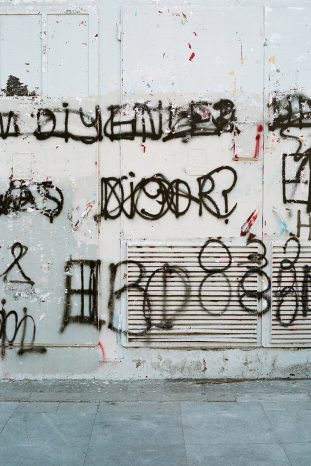 INA NIEHOFF - Istanbul