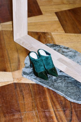 INA NIEHOFF - BACKSTAGE AT WILLIAM FAN SS17