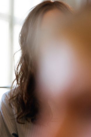 INA NIEHOFF - BACKSTAGE AT WILLIAM FAN SS17