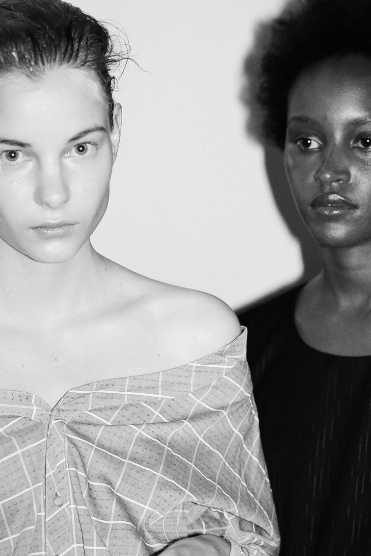 INA NIEHOFF - BACKSTAGE AT WILLIAM FAN SS17