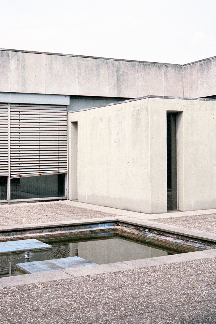 INA NIEHOFF - RATHAUS MARL