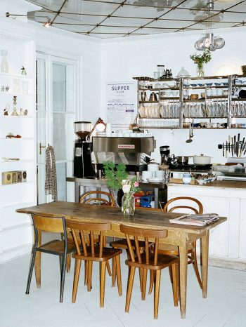 INA NIEHOFF - Itineraries of Taste