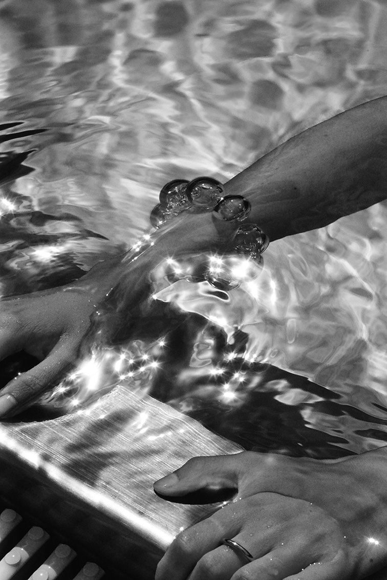 INA NIEHOFF - CHRISTIAN METZNER – POOL